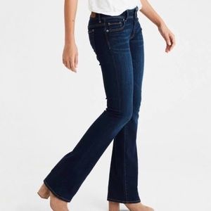 American Eagle Bootcut Skinny Kick Jeans Sparkle Pockets Size 6